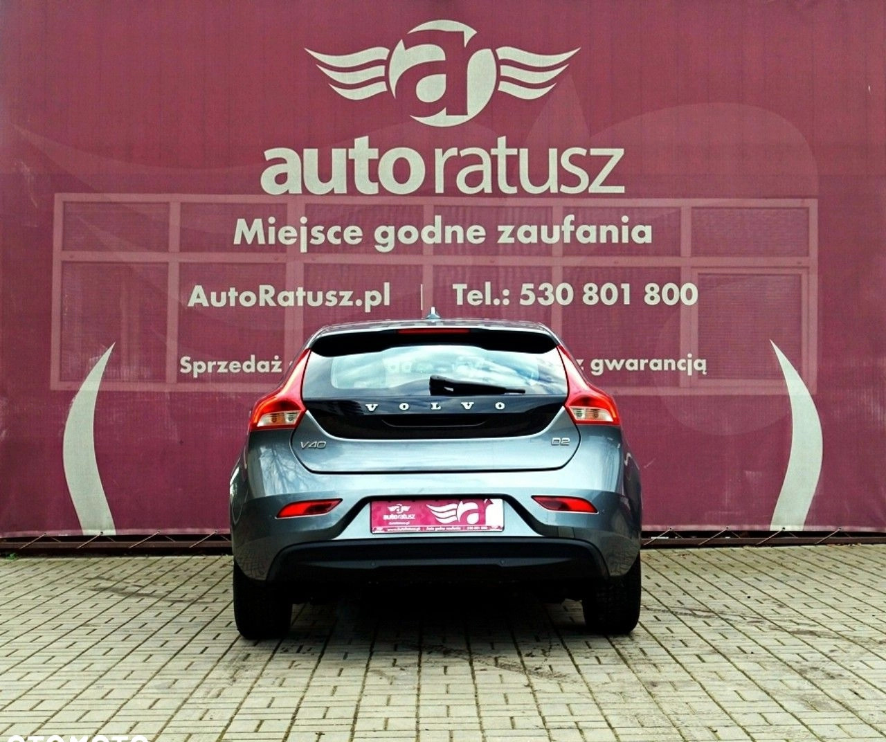Volvo V40 cena 39900 przebieg: 290775, rok produkcji 2016 z Sanok małe 436